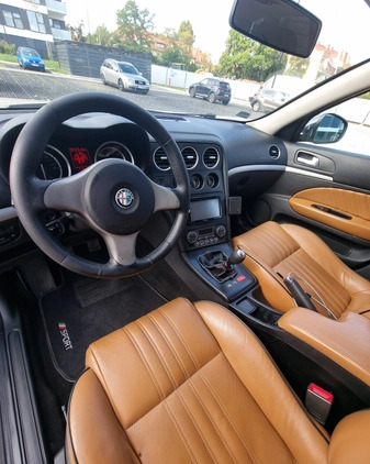 Alfa Romeo 159 cena 16900 przebieg: 201000, rok produkcji 2007 z Legnica małe 172